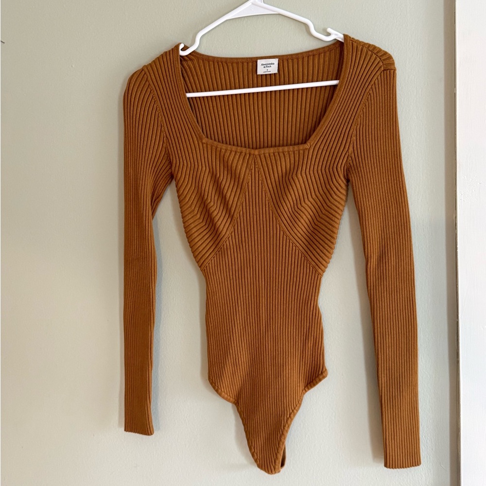 Abercrombie Ribbed Long Sleeve Bodysuit